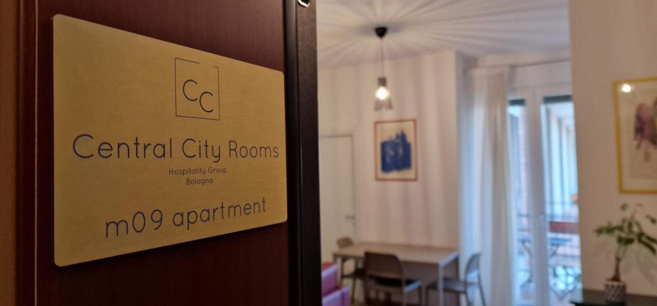 Central City Rooms M09 Apartment Болонья Экстерьер фото